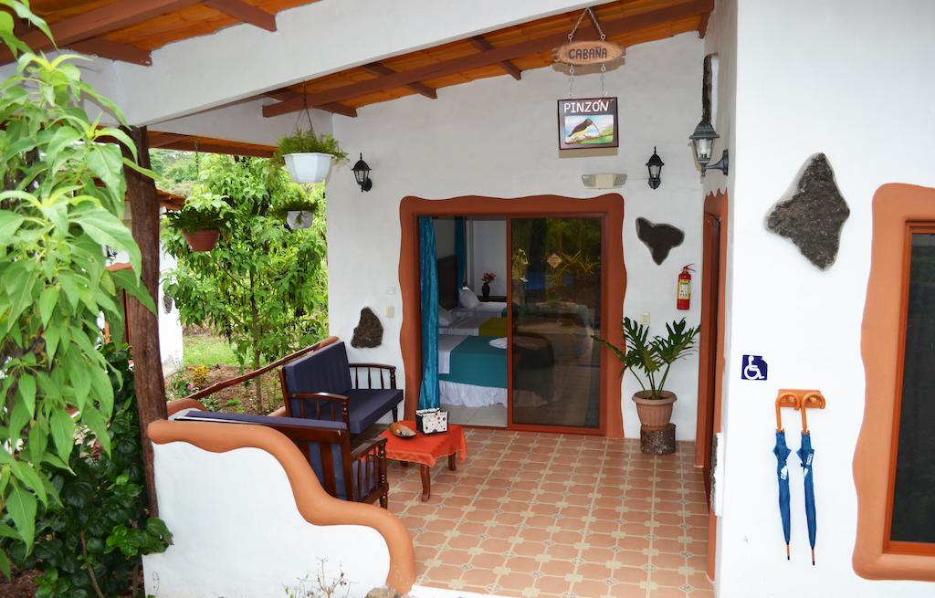 Piedras Blancas Lodge Puerto Ayora  Habitación foto